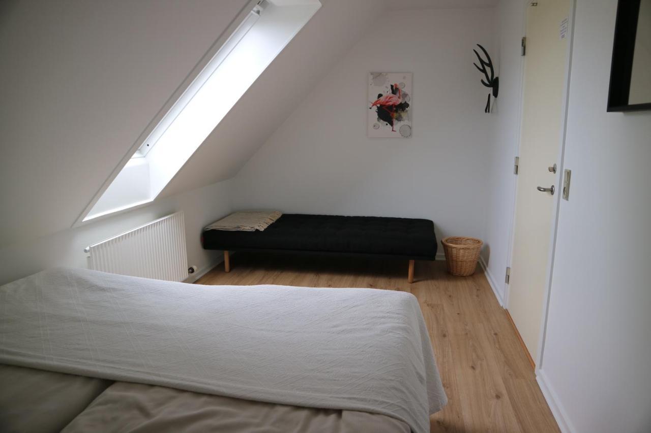 Birkelygaard Bed & Breakfast Hårby Eksteriør billede
